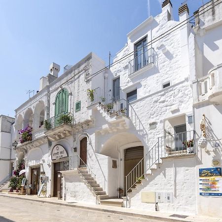 Suite La Scala Del Borgo Cisternino Dış mekan fotoğraf