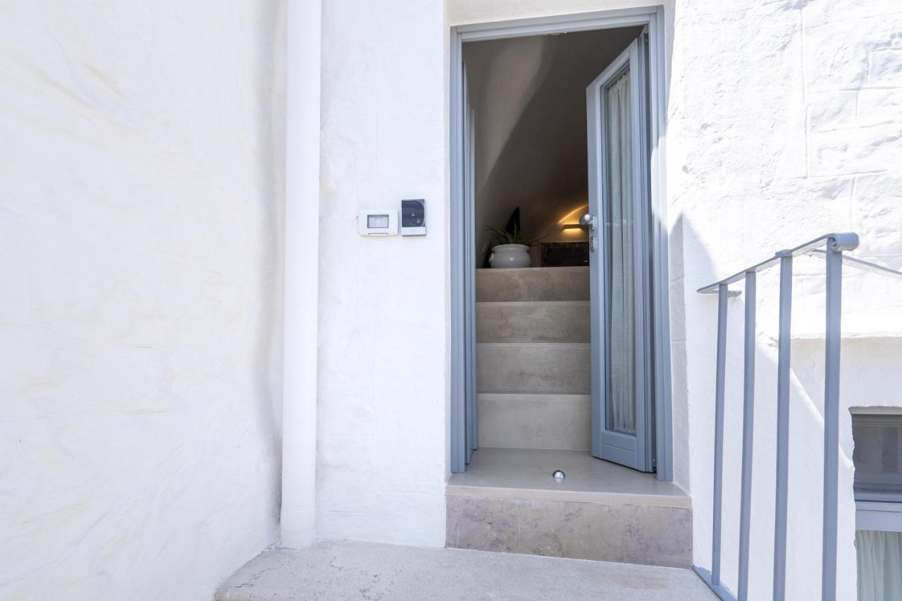 Suite La Scala Del Borgo Cisternino Dış mekan fotoğraf