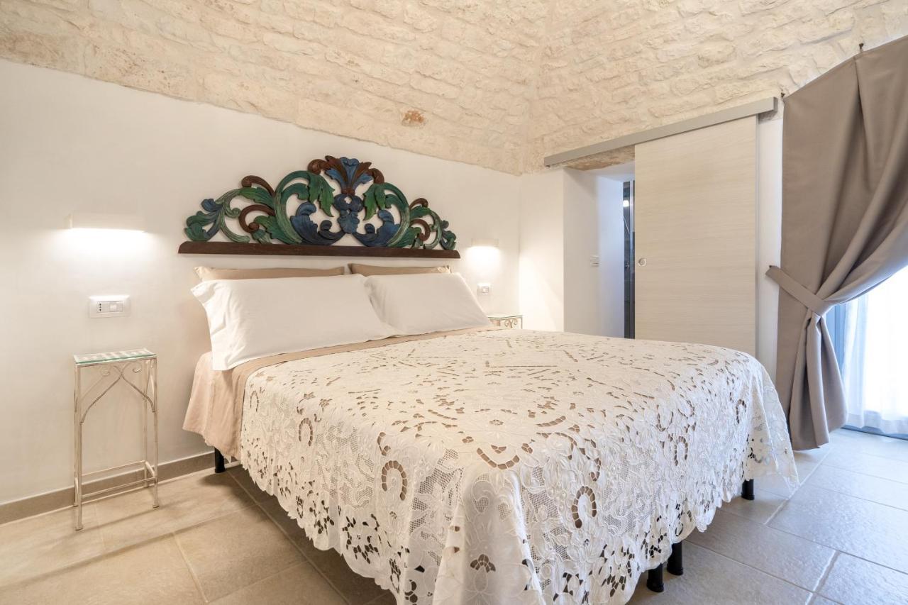 Suite La Scala Del Borgo Cisternino Dış mekan fotoğraf